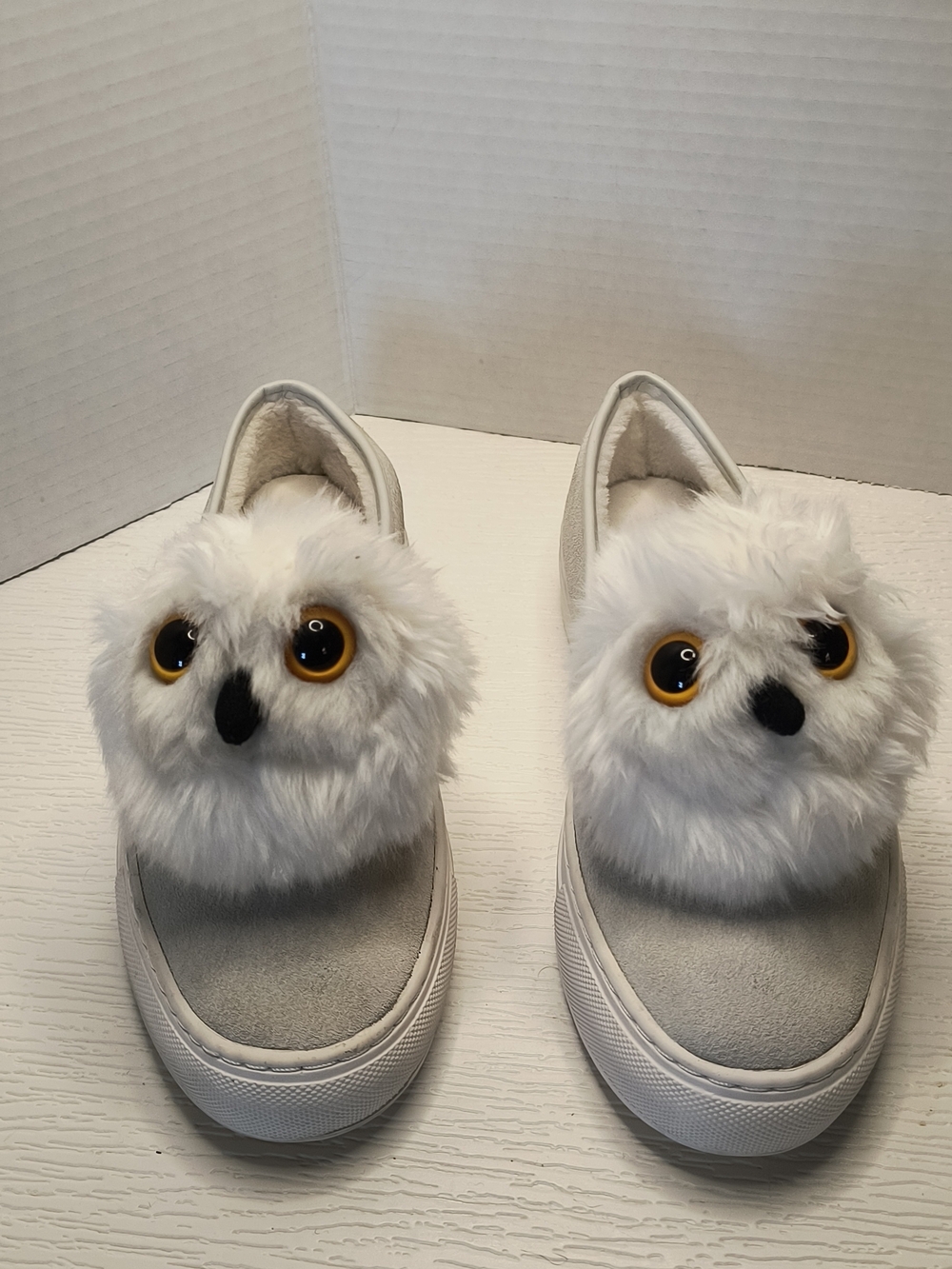 Katy Perry Collections White Owl Fur Slip-On Kids Dress Shoes